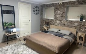 Zair Apartments